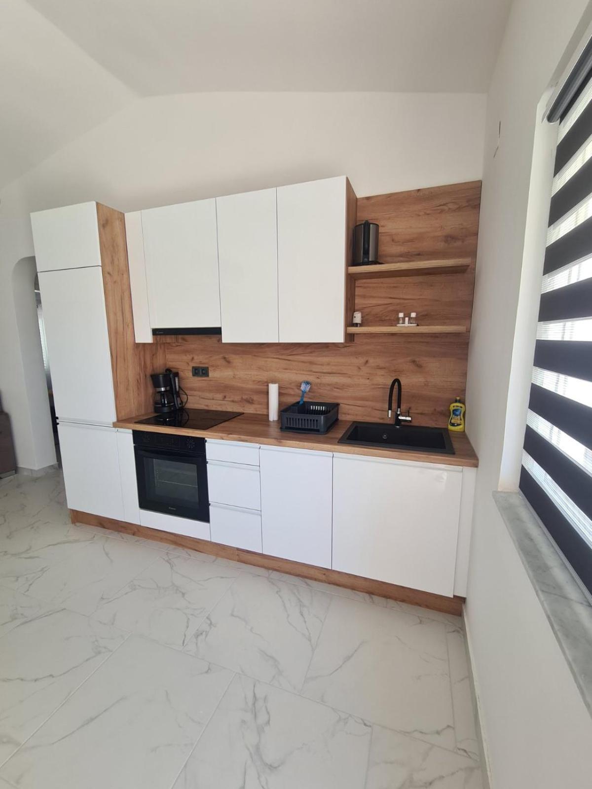 Apartment Ruzmarin